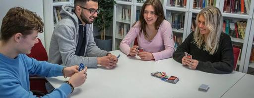 ESS-gymnasiet