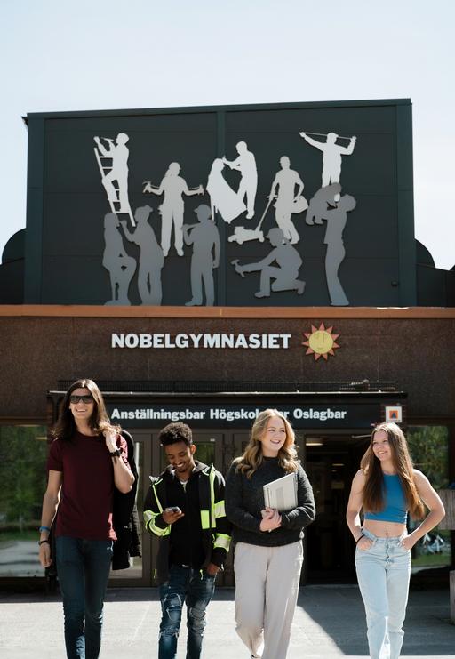 Bild på NG-huvudentré-3.jpg