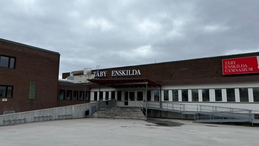 Täby Enskilda Gymnasiums huvudentré