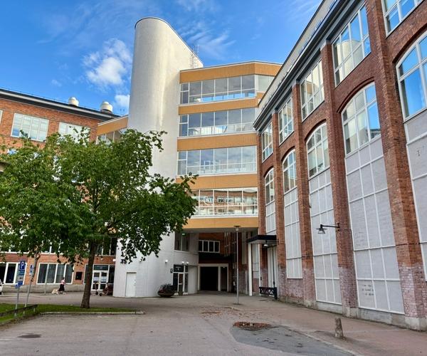 Westra Aros Gymnasium