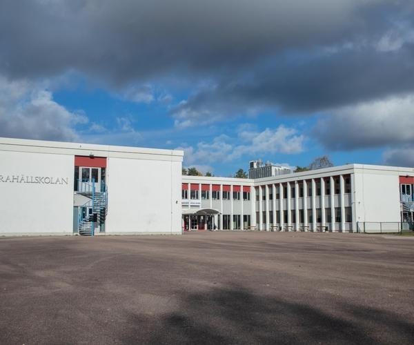 Åkrahällskolan