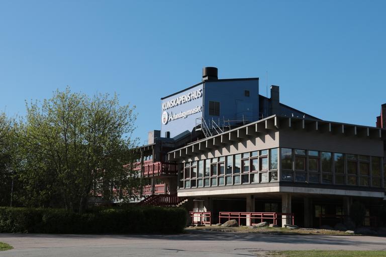 Arlandagymnasiet