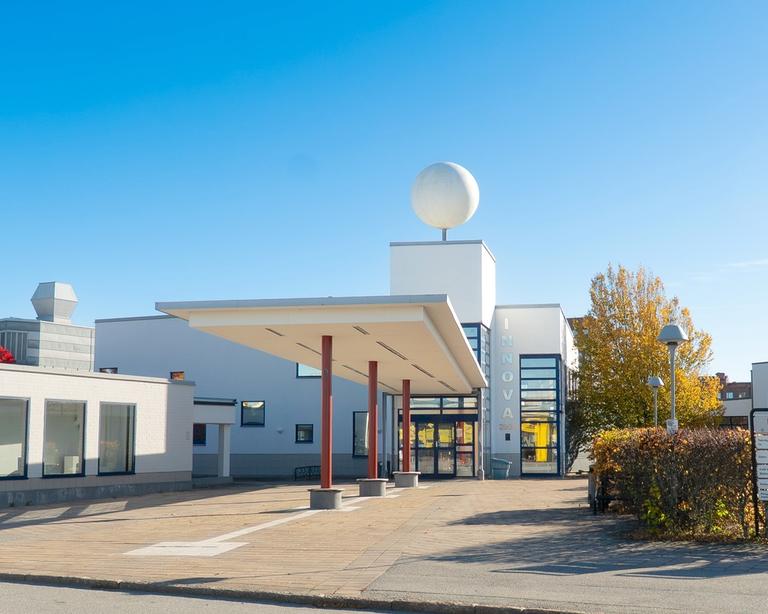 Tullängsgymnasiet