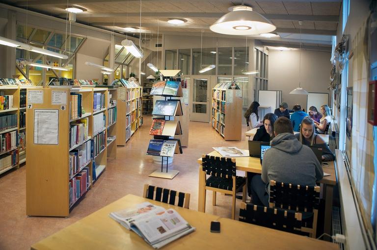 Leksands gymnasium i Leksand